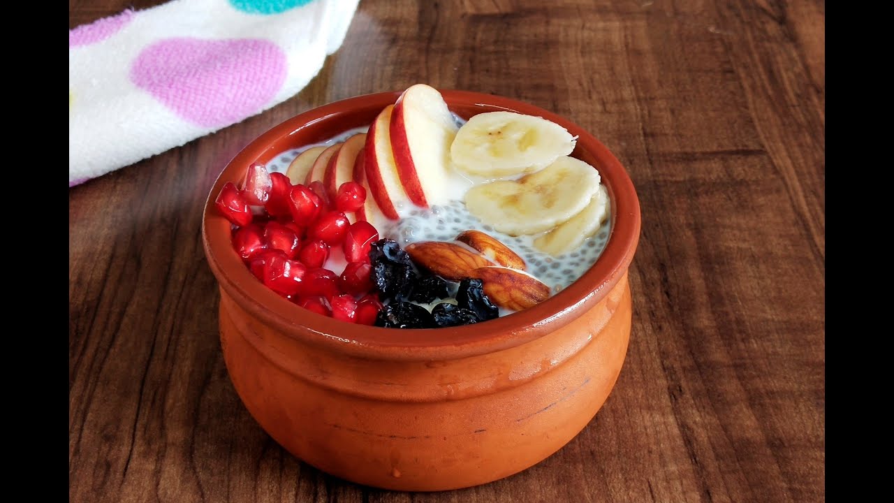 Healthy Chia Seed And Fruits Breakfast Recipe
